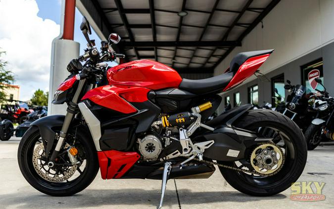 2022 Ducati Streetfighter V2 Ducati Red