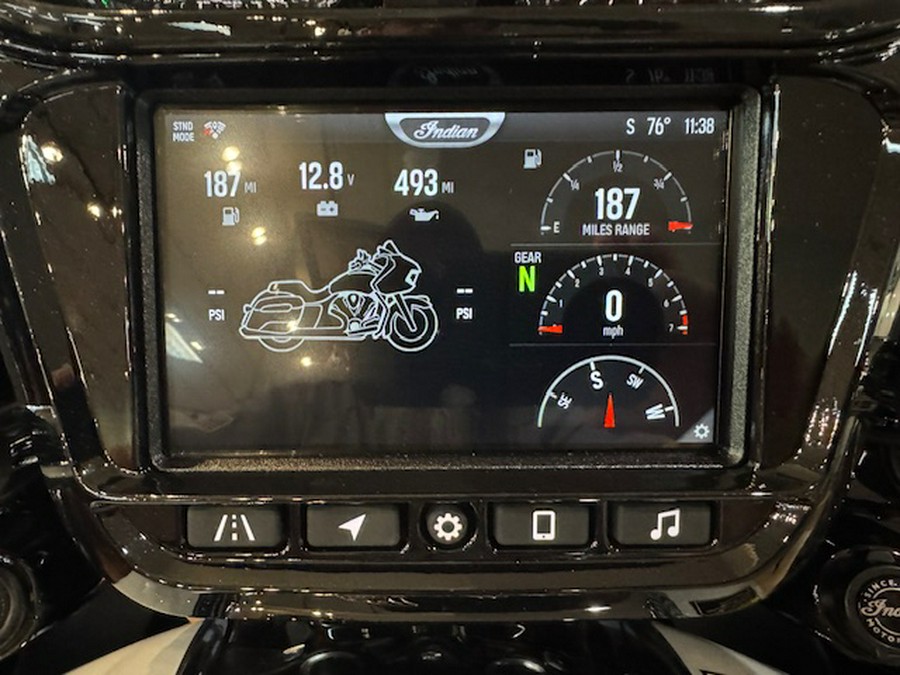 2025 Indian Motorcycle® Challenger Limited