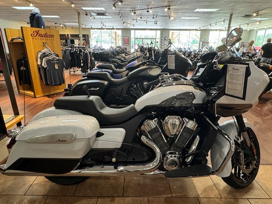 2025 Indian Motorcycle® Challenger Limited