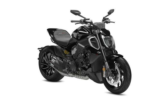 2025 Ducati Diavel V4 Thrilling Black - 7726