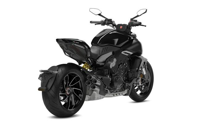 2025 Ducati Diavel V4 Thrilling Black - 7726