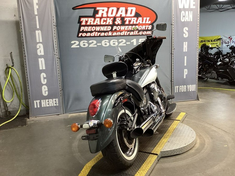 2012 Kawasaki Vulcan® 900 Classic