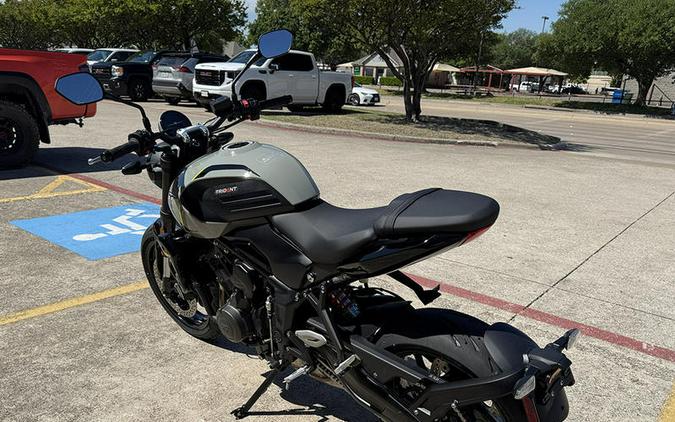2026 Triumph Trident 660 Stone grey