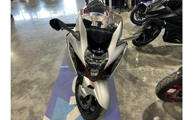 2022 Hayabusa - Suzuki