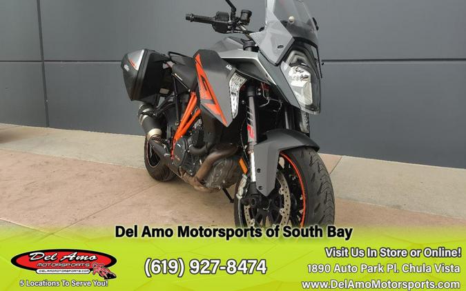 2017 KTM 1290 SUPER DUKE GT