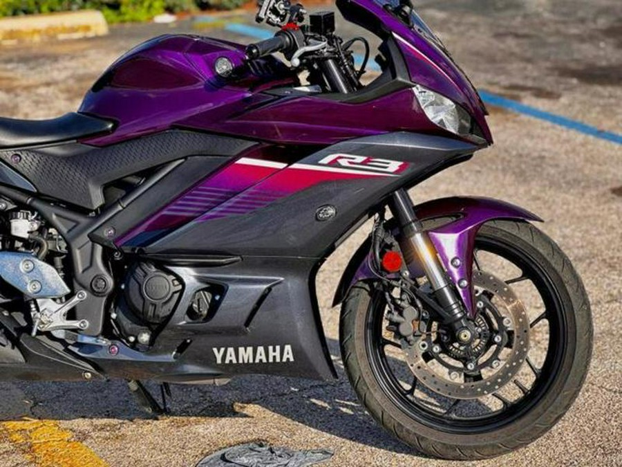 2023 Yamaha YZF-R3 ABS