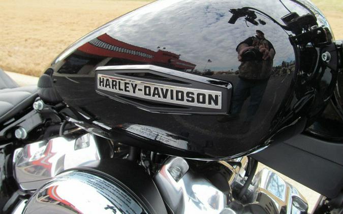 2026 Harley-Davidson Softail FXBB - Street Bob