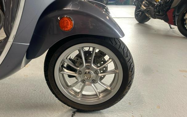 2022 Vespa Primavera 150 Touring
