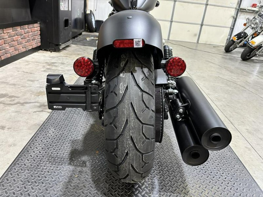 2025 Indian Motorcycle® Chief® Dark Horse® Black Smoke