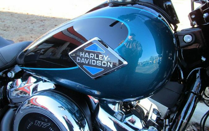 2026 Harley-Davidson Softail FLHC - Heritage Classic