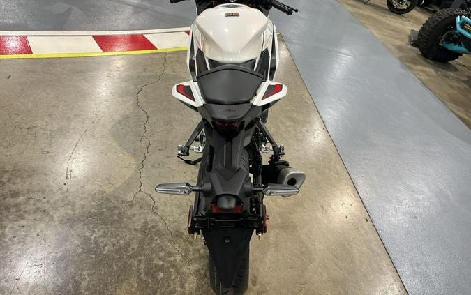 2026 Yamaha YZF-R3 ABS 70TH ANNIVERSARY EDITION
