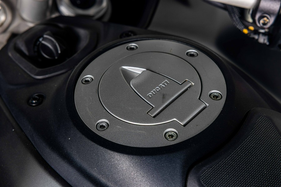 2022 DUCATI MULTISTRADA V4 S - NB003752