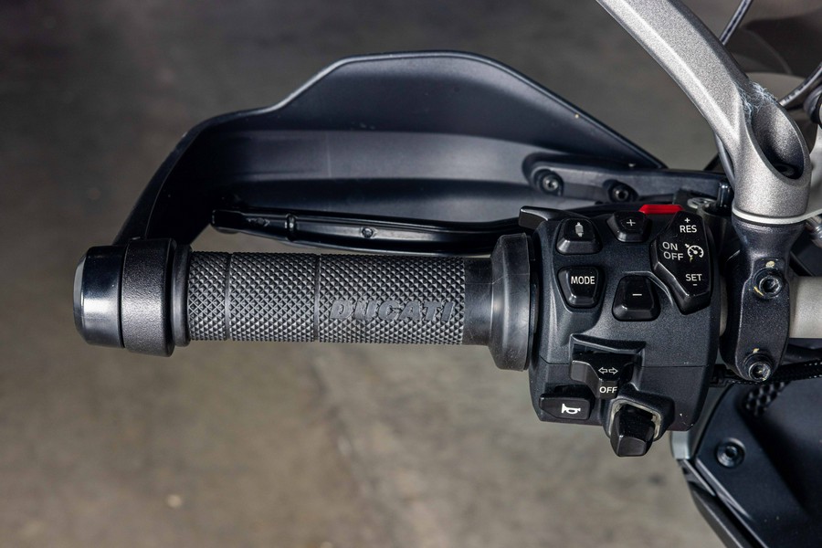 2022 DUCATI MULTISTRADA V4 S - NB003752