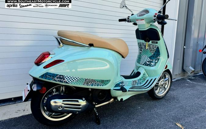 2025 Vespa Primavera 150 Batik