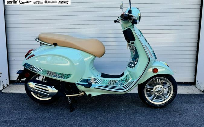 2025 Vespa Primavera 150 Batik