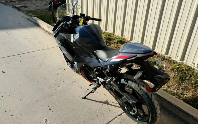 2026 KAWASAKI NINJA 500 ABS