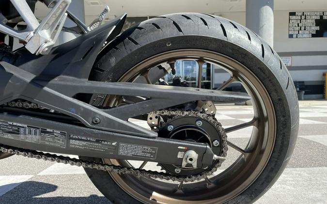 2025 Honda CB300R ABS