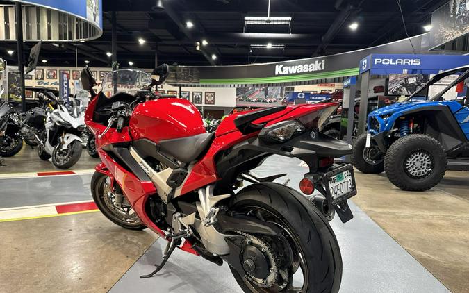 2015 Honda INTERCEPTOR DELUXE