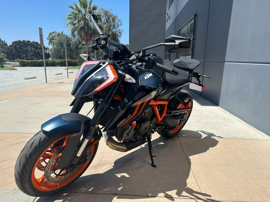 2023 KTM 1290 SUPER DUKE R EVO