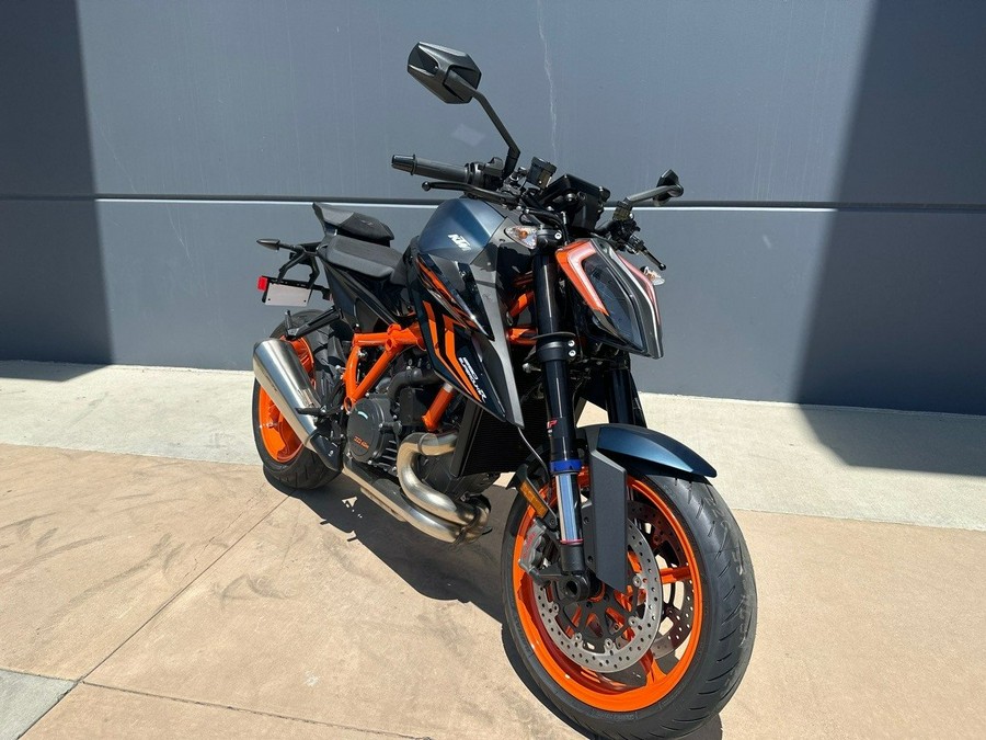 2023 KTM 1290 SUPER DUKE R EVO