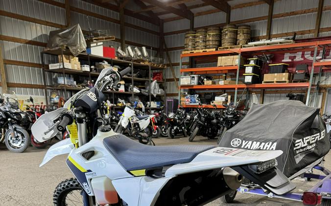 2025 Husqvarna Motorcycles TE 150