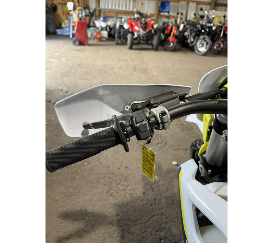 2025 Husqvarna Motorcycles TE 150