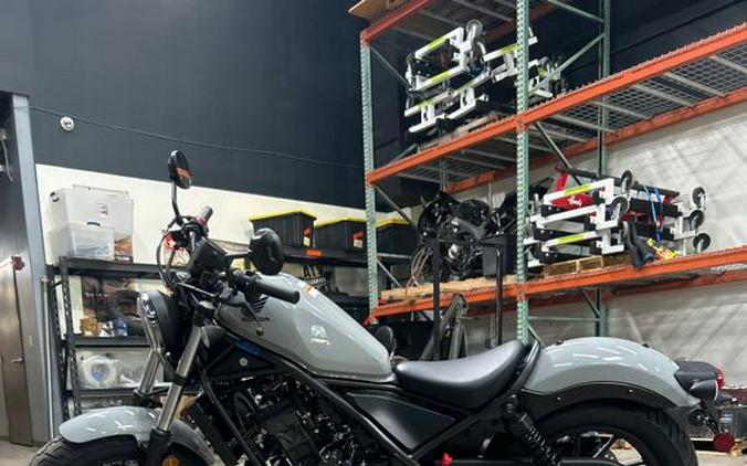 2026 Honda Rebel® 300 E-Clutch