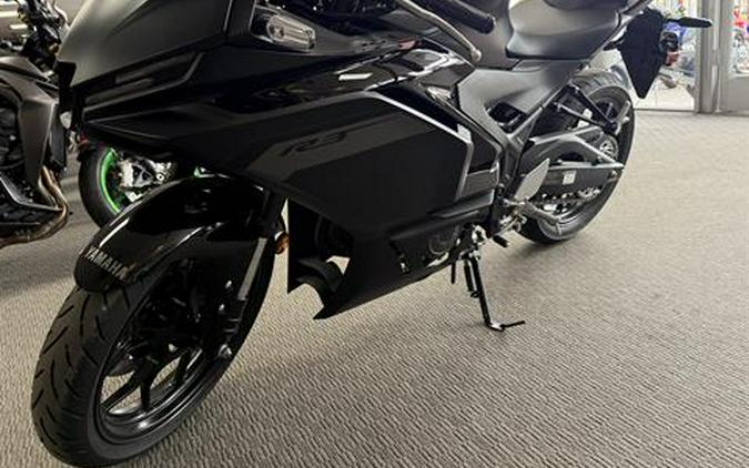 2025 Yamaha YZF-R3