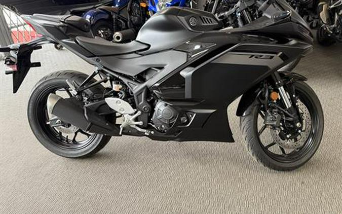 2025 Yamaha YZF-R3