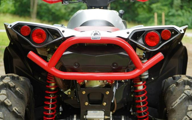 2025 Can-Am® Renegade X mr 1000 R Hyper Silver & Legion Red
