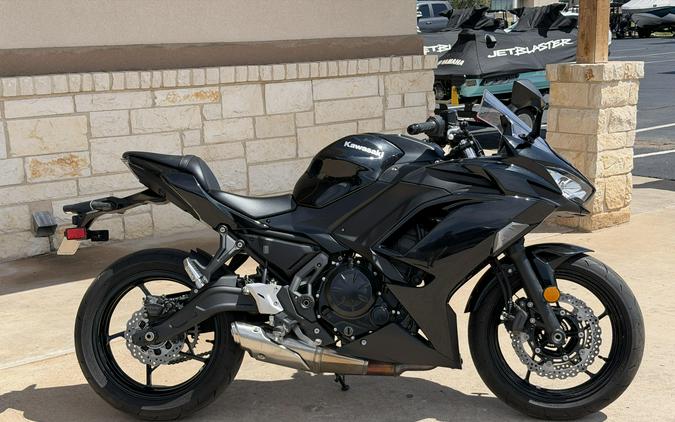 2025 KAWASAKI NINJA 650
