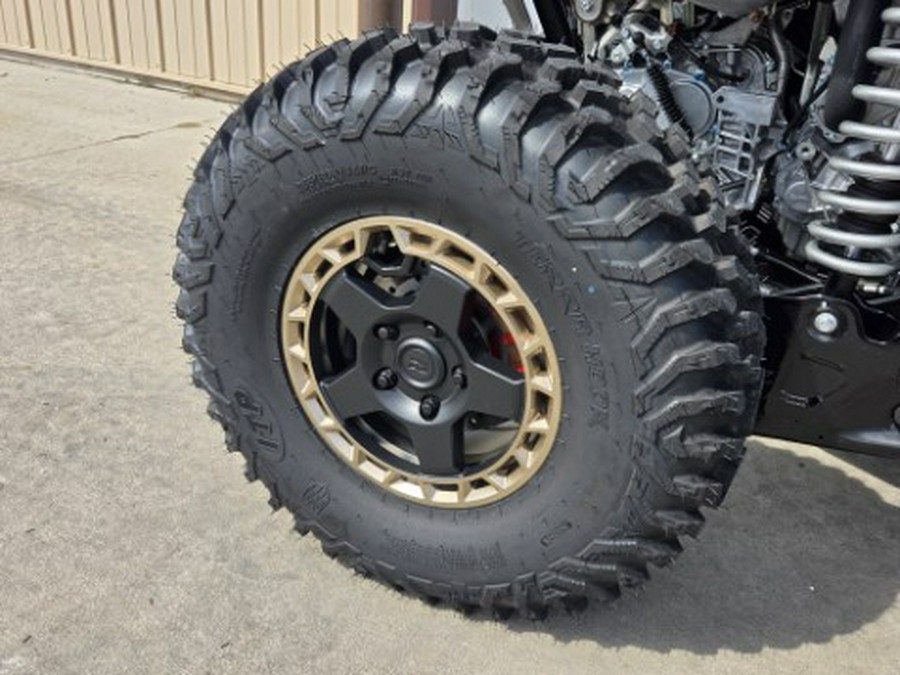 2027 CFMOTO ZFORCE Z10-4