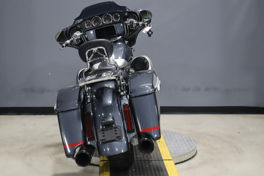2019 Harley-Davidson CVO Street Glide Charred Steel & Lightening Silver