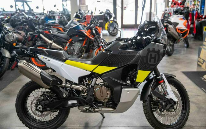 2023 Husqvarna Norden 901