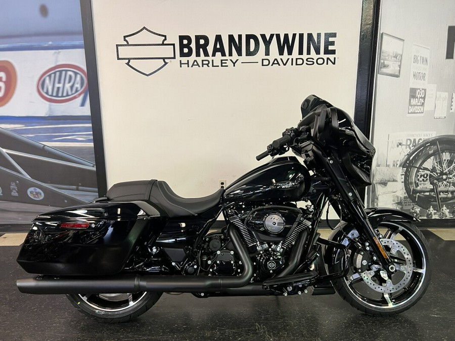 2024 Harley-Davidson Street Glide® Vivid Black FLHX