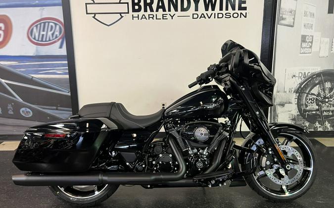 2024 Harley-Davidson Street Glide® Vivid Black FLHX