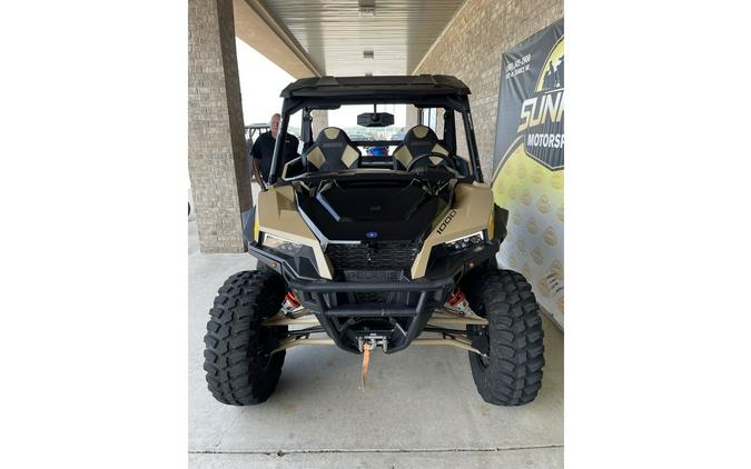 2021 Polaris Industries GENERAL XP 1000 Deluxe Ride Command Matte Military