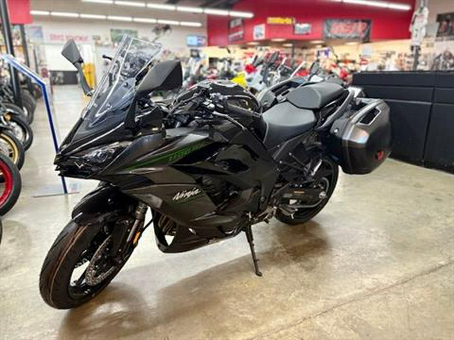 2025 Kawasaki Ninja® 1100SX ABS