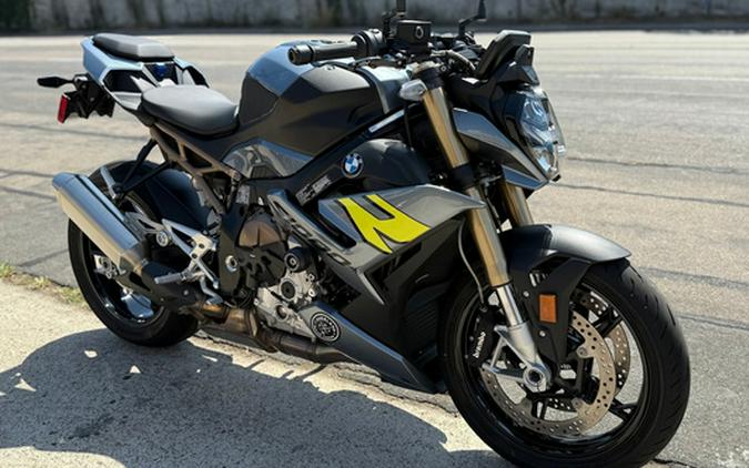 2024 BMW S 1000 R