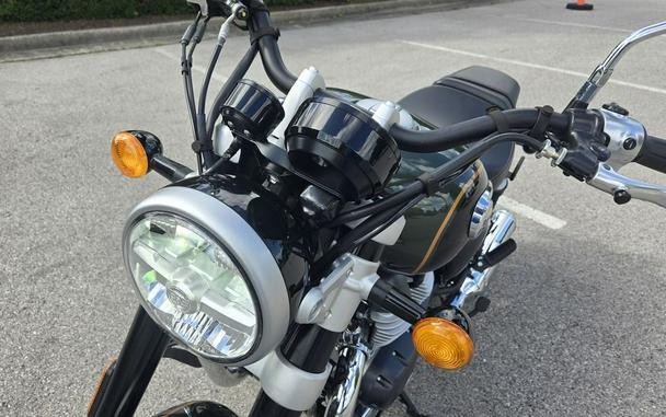 2024 Royal Enfield Super Meteor 650 Interstellar Green