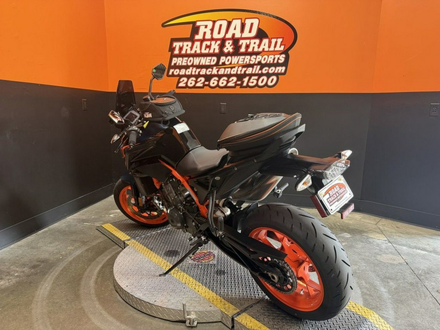 2022 KTM Duke 890 R