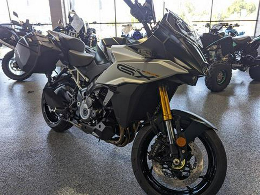 2024 Suzuki GSX-S1000GX+