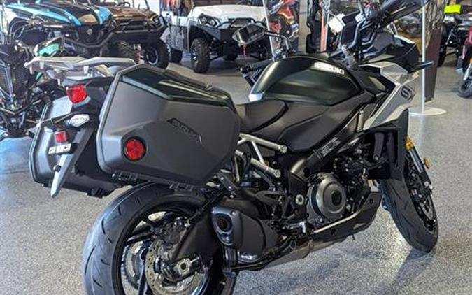 2024 Suzuki GSX-S1000GX+