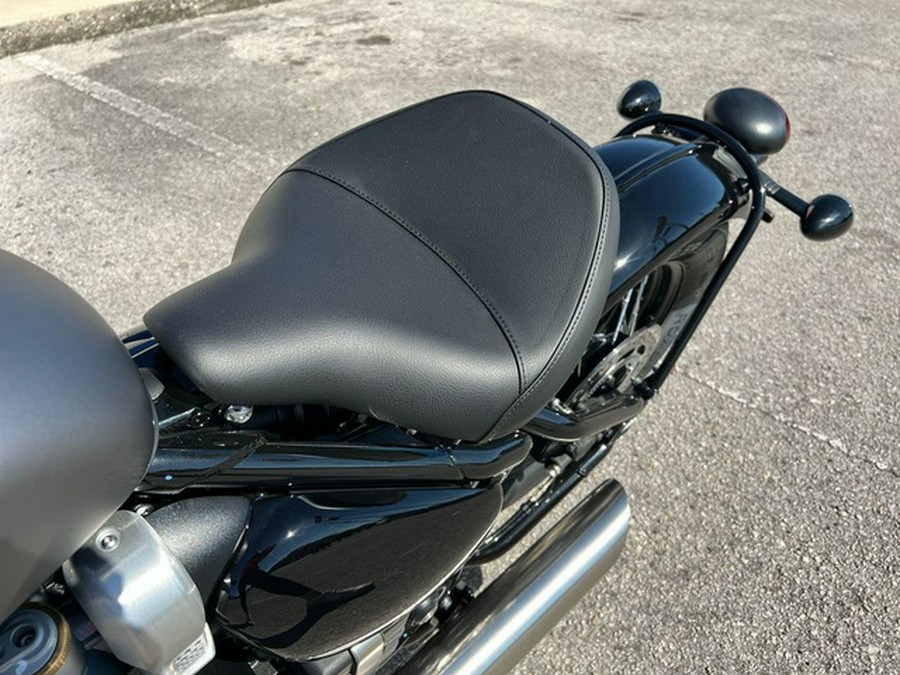 2025 Triumph Bonneville Bobber Matte Graphite/Matte Baja Orange