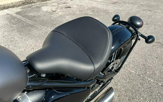 2025 Triumph BONNEVILLE BOBBER