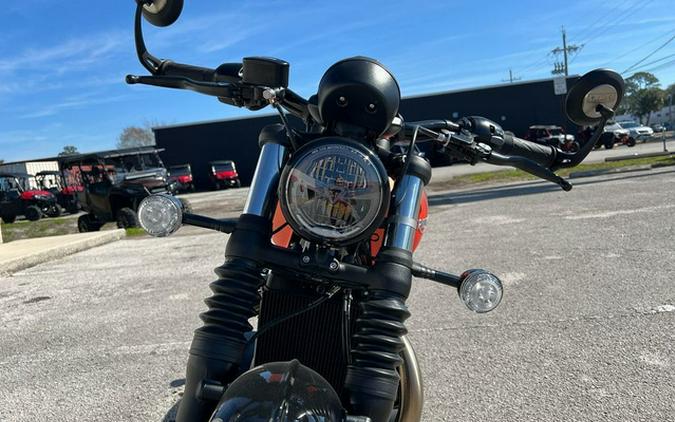 2025 Triumph BONNEVILLE BOBBER