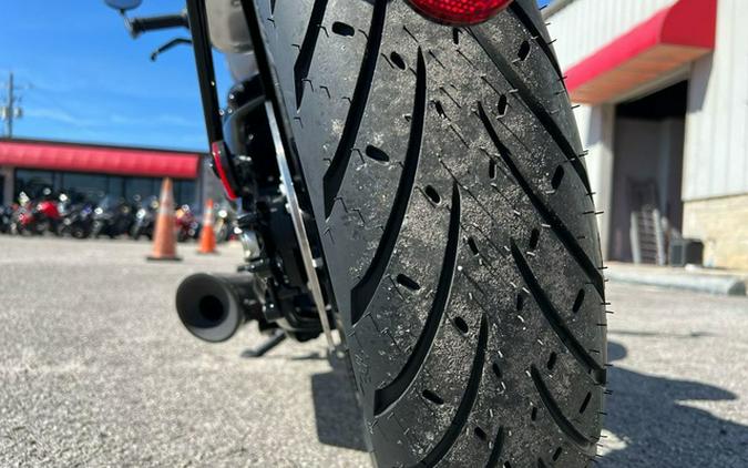 2025 Triumph BONNEVILLE BOBBER