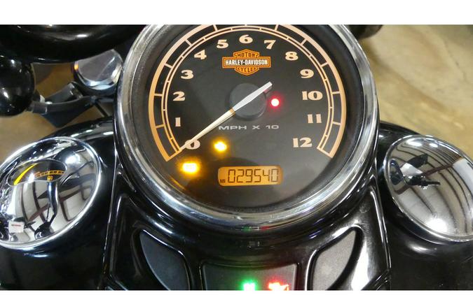 2017 Harley-Davidson® Softail Slim S
