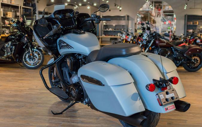 2025 Indian Challenger Dark Horse Frost Silver Smoke