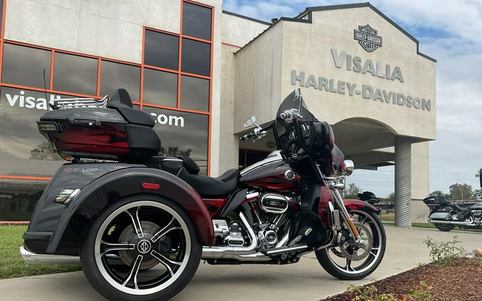 FLHTCUTGSE 2022 CVO™ Tri Glide®